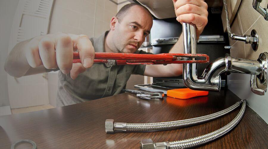 Expert burst pipe repair services in Glennie, MI